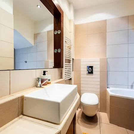 Victus Apartamenty, Castagno Appartement